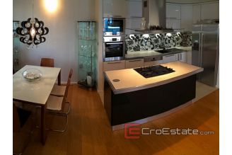 14 4180 30 Split apartment sea view for sale