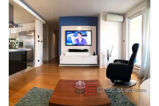 14 4180 30 Split apartment sea view for sale