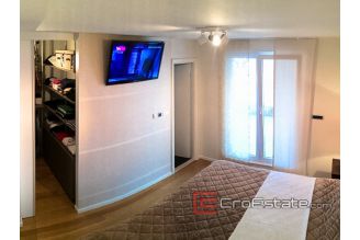 14 4180 30 Split apartment sea view for sale