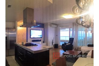 14 4180 30 Split apartment sea view for sale
