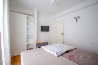 20 2013 195 Brac villa sea view for sale