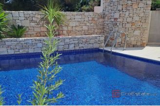 20 2013 195 Brac villa sea view for sale