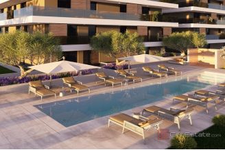 013 2029 89 Ciovo Spacious apartment in the first row to the sea for sale 013 2029 89 Ciovo Spacious apartment in the first row to the sea for sale