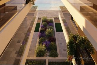 013 2029 91 Ciovo Luxury three bedroom apartment in the first row to the sea for sale