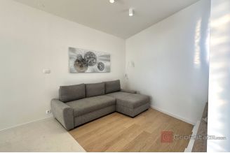 014 2049 24 Split Znjan Modern two bedroom apartment for rent