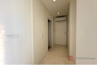 014 2049 24 Split Znjan Modern two bedroom apartment for rent