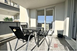 014 2049 24 Split Znjan Modern two bedroom apartment for rent