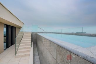 019 2046 57 Umag Prestigious villa in a resort sale