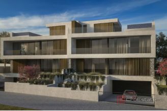 010 2046 58 Umag Luxury semi detached villa in a resort for sale