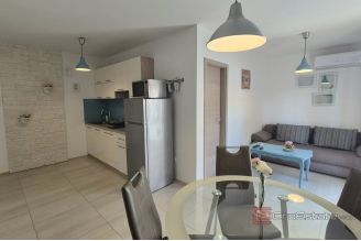 012 2047 43 Omis Semi detached house near the beach for sale