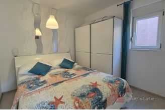 012 2047 43 Omis Semi detached house near the beach for sale