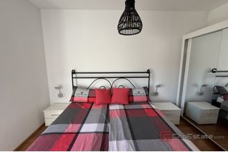 014 2035 197 Trogir Modern two bedroom apartment with a sea view for sale