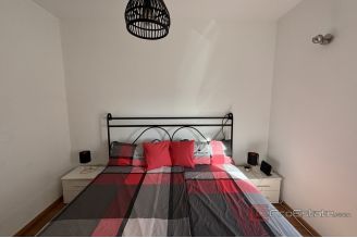 014 2035 197 Trogir Modern two bedroom apartment with a sea view for sale