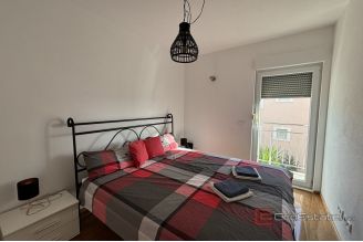 014 2035 197 Trogir Modern two bedroom apartment with a sea view for sale