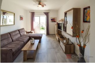 019 2048 29 Makarska Apartment house with a beautiful sea view for sale
