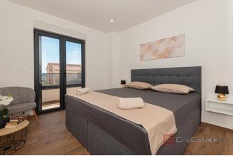 020 2047 44 Vodice Modern semi detached villa with pool for sale