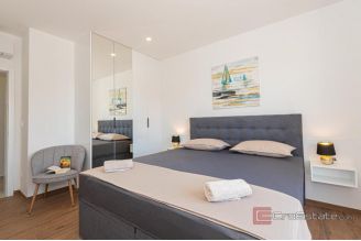 020 2047 44 Vodice Modern semi detached villa with pool for sale
