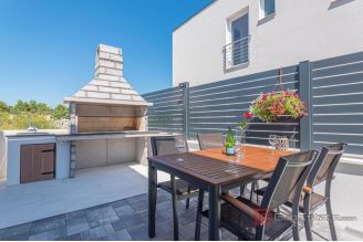 020 2047 44 Vodice Modern semi detached villa with pool for sale
