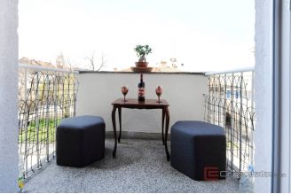 006 2036 123 Split center Great apartment for sale