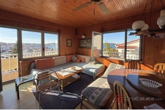 008 2035 198 island ciovo family house near the sea for sale