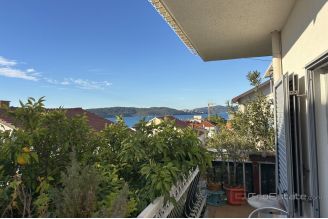 008 2035 198 island ciovo family house near the sea for sale