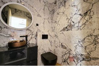 008 2036 124 Split area Luxuriously decorated villa for sale