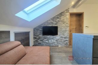 012 2047 47 island brac two apartments with parking spaces for sale