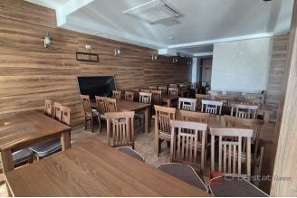 005 2016 640 split top positioned restaurant first row by the sea for rent
