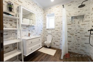 020 2031 161 kastela luxury villa with pool and open sea view sale