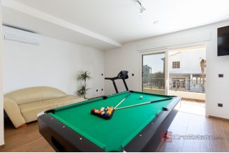 020 2031 161 kastela luxury villa with pool and open sea view sale