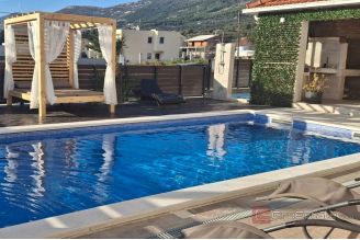 020 2031 161 kastela luxury villa with pool and open sea view sale