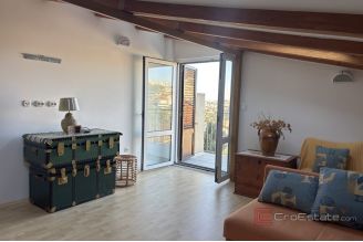 016 2035 202 island ciovo semi detached house with sea view for sale