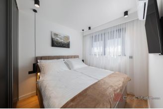 018 2022 437a Ciovo Modern villa with a sea view for sale