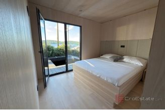015 2044 41 Sibenik Modern mobile homes in a luxury resort for sale