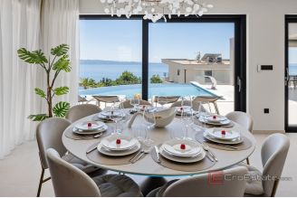 020 2022 440 Split area Newly built villa with a sea view for sale