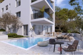 016 2035 206 Ciovo luxurx apartment with pool and a garden in the first row to the sea for sale