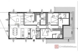 016 2035 206 Ciovo luxurx apartment with pool and a garden in the first row to the sea for sale