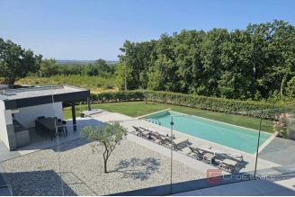 010 1014 31 Porec Luxury villa in a quiet location for sale