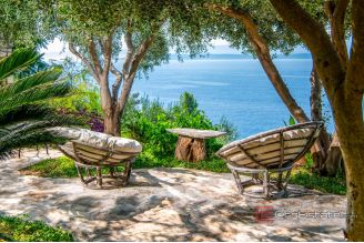 19 2013 207 Brac stone house sea view for sale