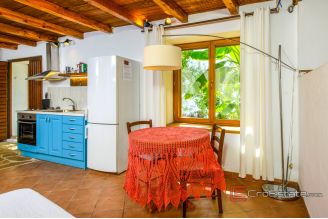 19 2013 207 Brac stone house sea view for sale