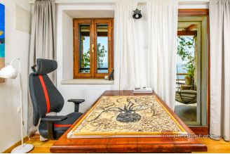 19 2013 207 Brac stone house sea view for sale