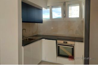 009 2051 01 sibenik apartment with a sea view for sale