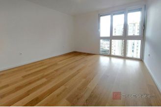 009 2051 01 sibenik apartment with a sea view for sale