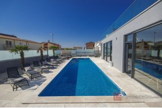 018 1014 33 Porec Modern villa with pool for sale