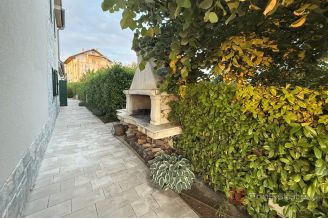 015 2043 139 zadar luxury villa with swimming pool for sale
