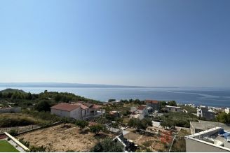 020 2045 69 Split Area Villa with seven apartments for sale