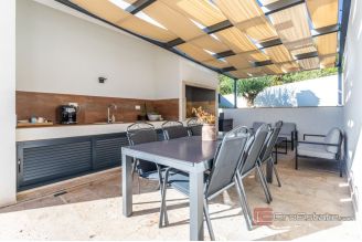 015 2044 42 Rogoznica Luxury villa with pool and a sea view sale