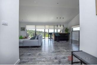 010 2030 85 Rogoznica Charming villa with pool for sale