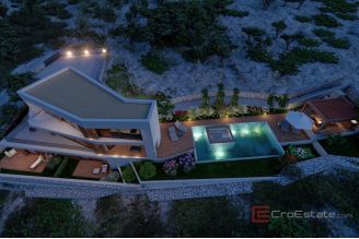 016 2051 03 Vodice Exclusive villa with swimming pool for sale