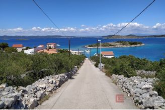 016 2051 03 Vodice Exclusive villa with swimming pool for sale